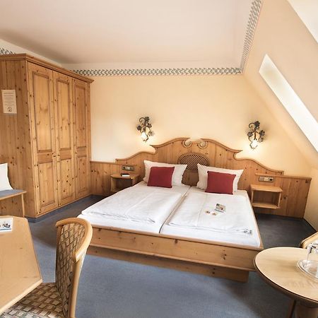 Akzent Hotel Krone Helmstadt Eksteriør bilde