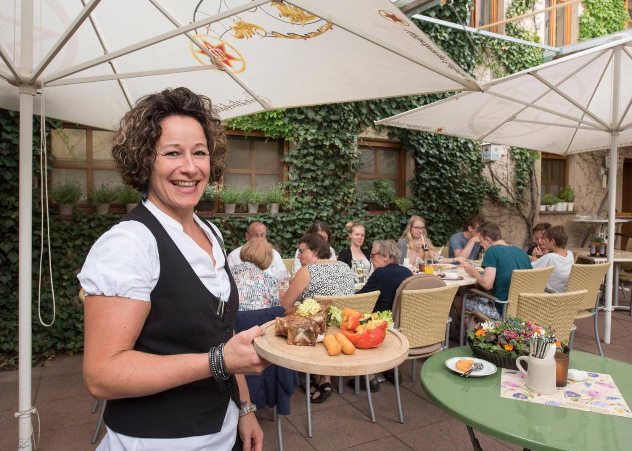 Akzent Hotel Krone Helmstadt Eksteriør bilde
