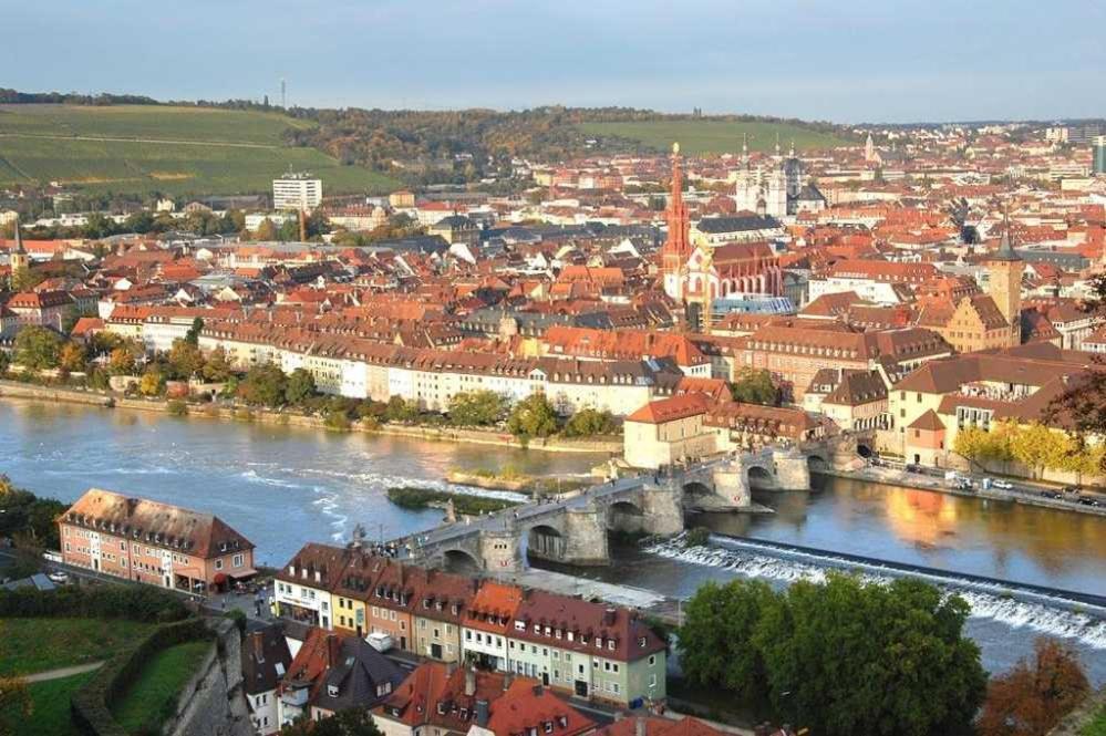 Akzent Hotel Krone Helmstadt Eksteriør bilde