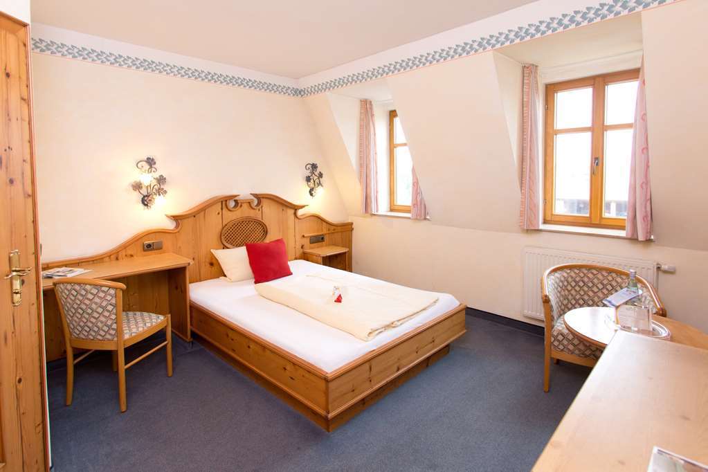 Akzent Hotel Krone Helmstadt Eksteriør bilde