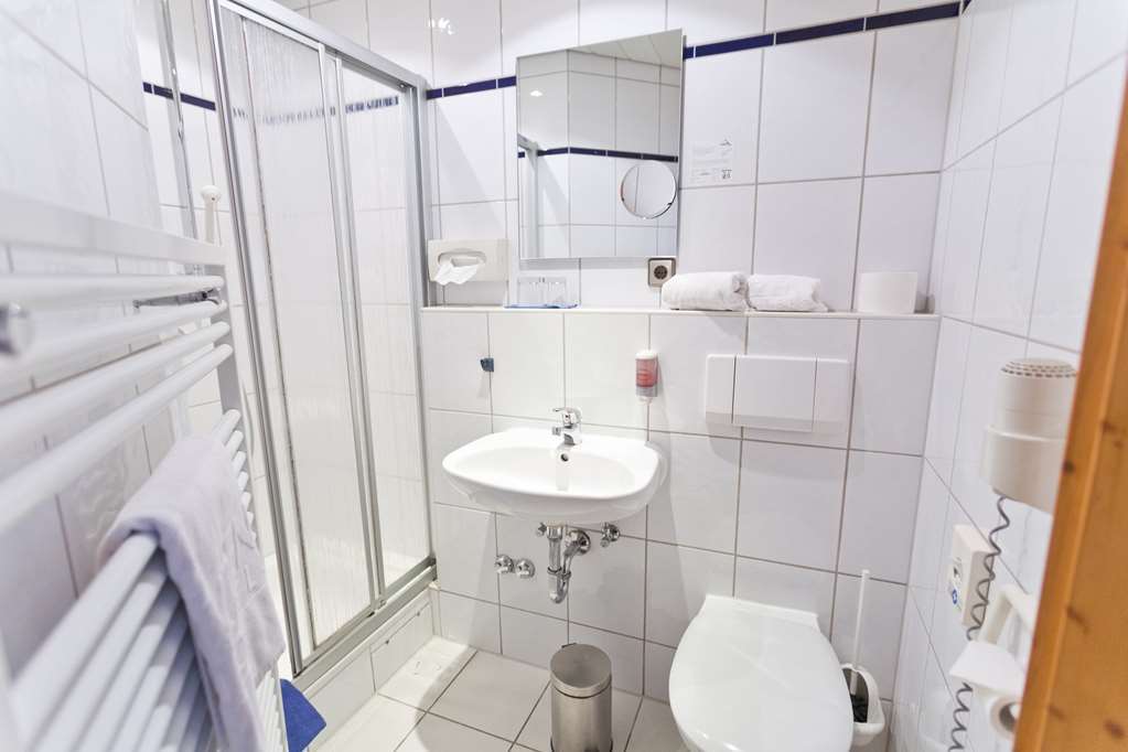 Akzent Hotel Krone Helmstadt Eksteriør bilde