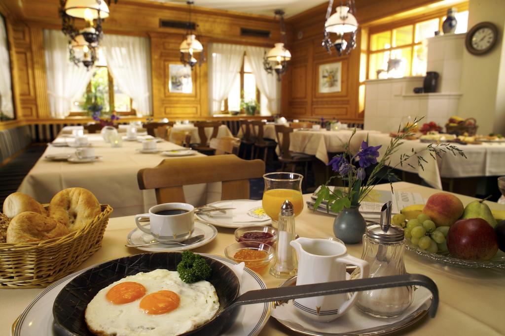 Akzent Hotel Krone Helmstadt Eksteriør bilde